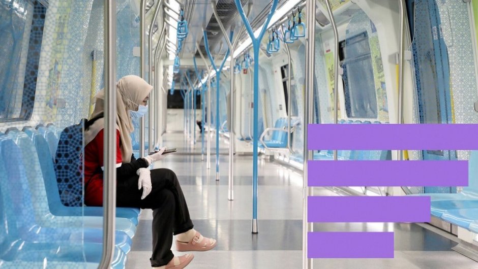  Una mujer en el metro de Malasia. (Foto: Reuters). 