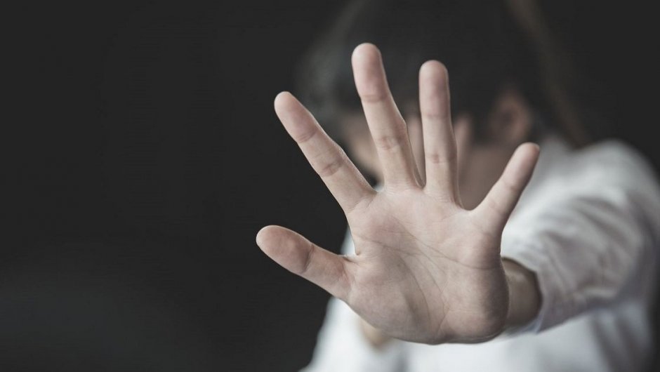 El Centro de Reeducación de Hombres realiza un programa de 9 para las personas que han ejercido violencia en contra de una mujer, con el fin de que nunca más lo vuelvan a repetir.