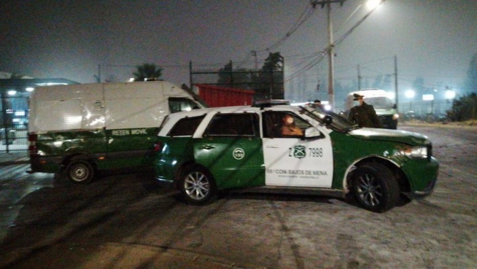 Carabineros logró dispersar a los sujetos que huyeron del lugar sin lograr concretar el delito.