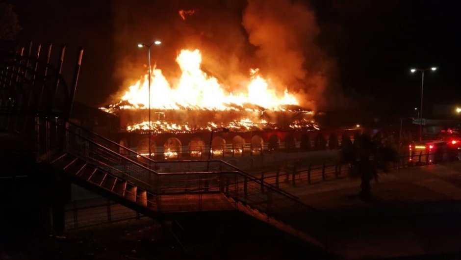 El ataque incendiario se registró el pasado 23 de octubre de 2019. (Foto: TVMaulinos). 
