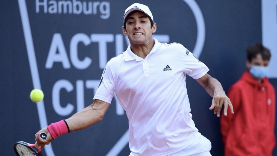 Cristián Garín venció por parciales de 6-0 y 6-3 a Kei Nishikori. (Foto: @ATPTour_ES). 