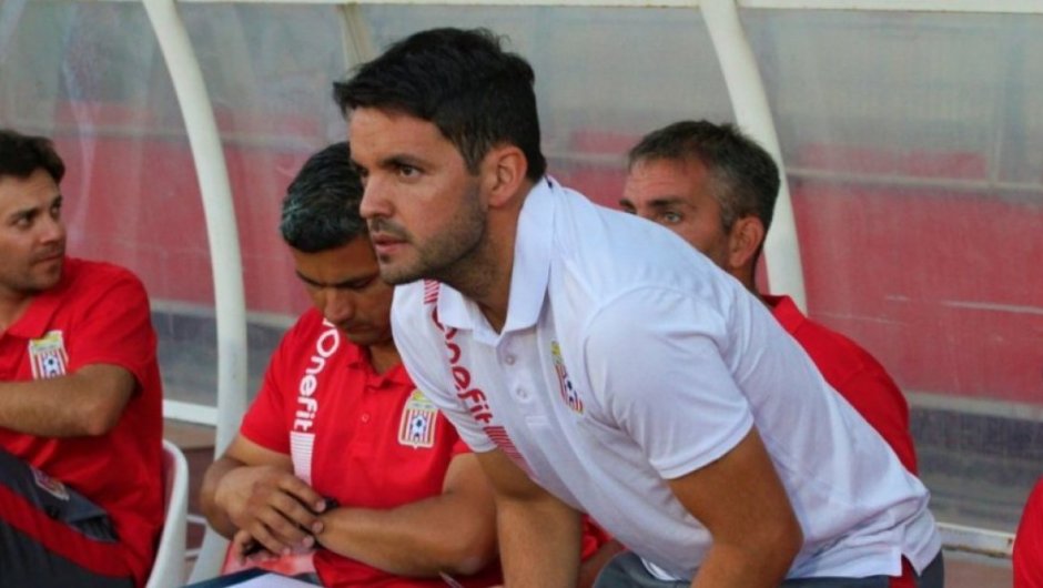 Nicolás Larcamon suma pasos por Antofagasta, Huachipato y Curicó Unido. (Foto: @curicounidocdp).