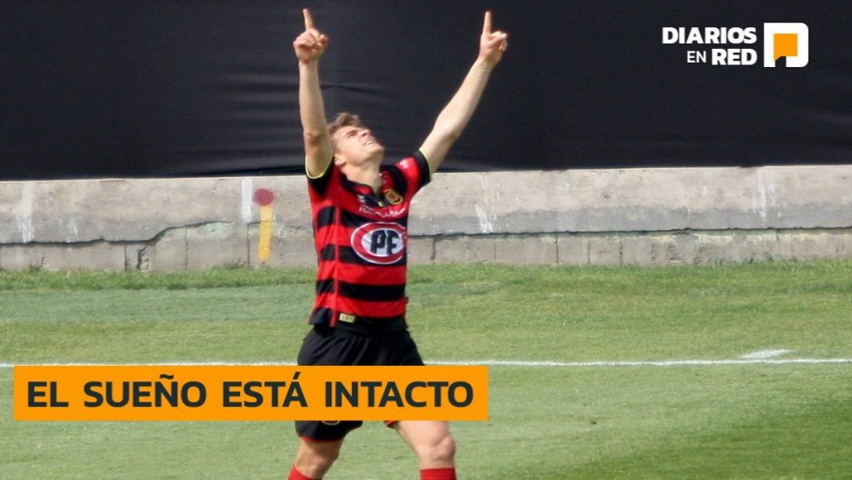 Manuel López celebrando un gol. (Foto: @Rangersdetalca_). 