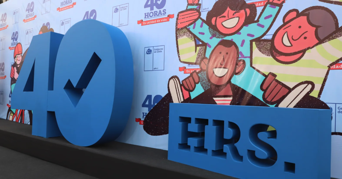 Gobierno confirma 'ajustes' a la Ley de 40 Horas mediante dictámenes: Revisa los cambios que se evalúan