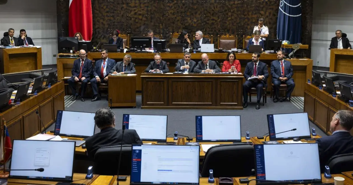 Senado despacha ley para frenar alza de la parafina y entrega bono de $100 mil a transportistas