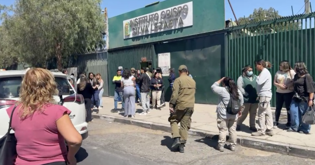 Tragedia en colegio de Calama: Estudiante de cuarto medio mata a inspectora y deja heridos a compañeros