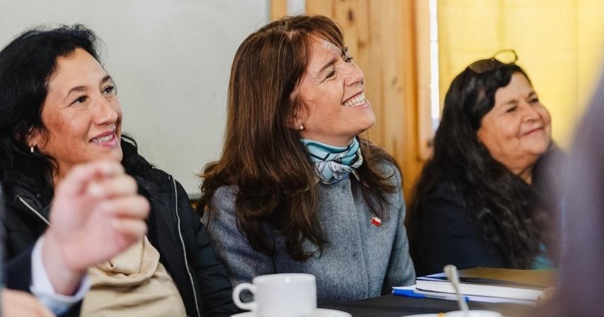 Primera dama María Pía Adriasola realiza sorpresiva visita a la provincia de Curicó